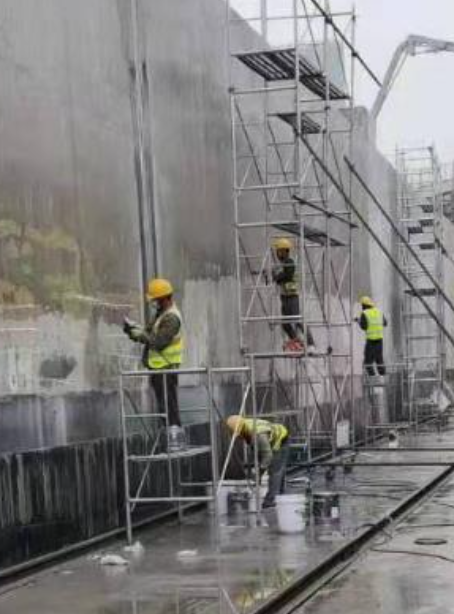 绍兴球场翻新地面是一个涉及